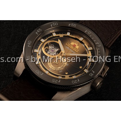 Orient Retro Future Camera Mechanical Revival Watch Limited Edition RA-AR0204G