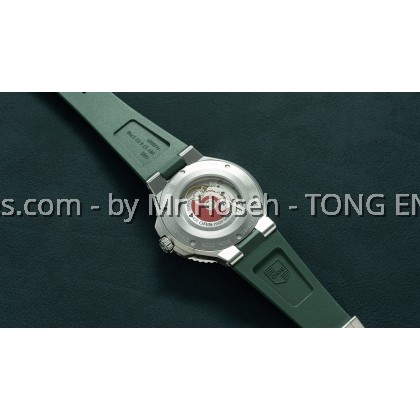 ORIS AQUIS DATE 01 733 7789 4157-07 4 23 37FC