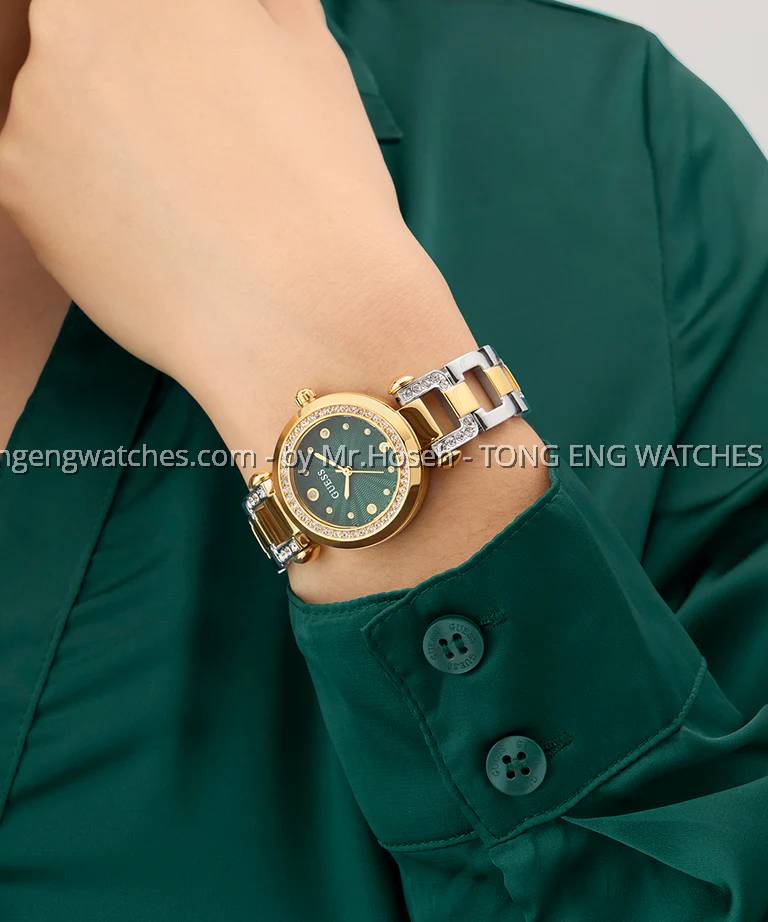GUESS Ginger Ladies 2-Tone Gold Tone Analog 30mm Watch GW0869L1 display picture 2