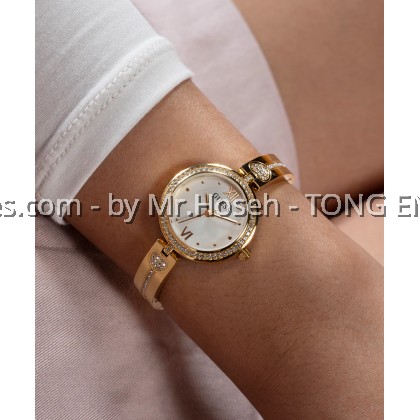 GUESS Ladies Gold Tone Analog 27mm Watch GW0655L2 GUESS Ladies Gold Tone Analog 27mm Watch GW0655L2