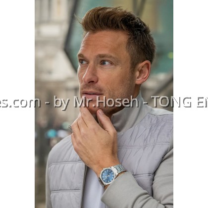 Casio Edifice Slim Series 3-Hand Analog EFR-S108D-2AV Casio Edifice Slim Series 3-Hand Analog EFR-S108D-2AV