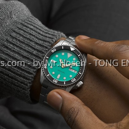 Seiko 5 Sports SKX ‘Midi’ Teal SRPK33K1